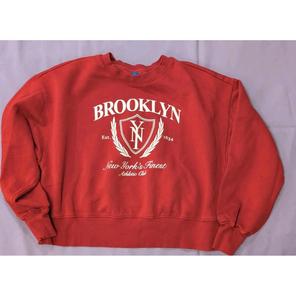 Old Navy Women’s L Red Brooklyn Graphic Logo Crewneck Fleece Pullover Sweatshirt